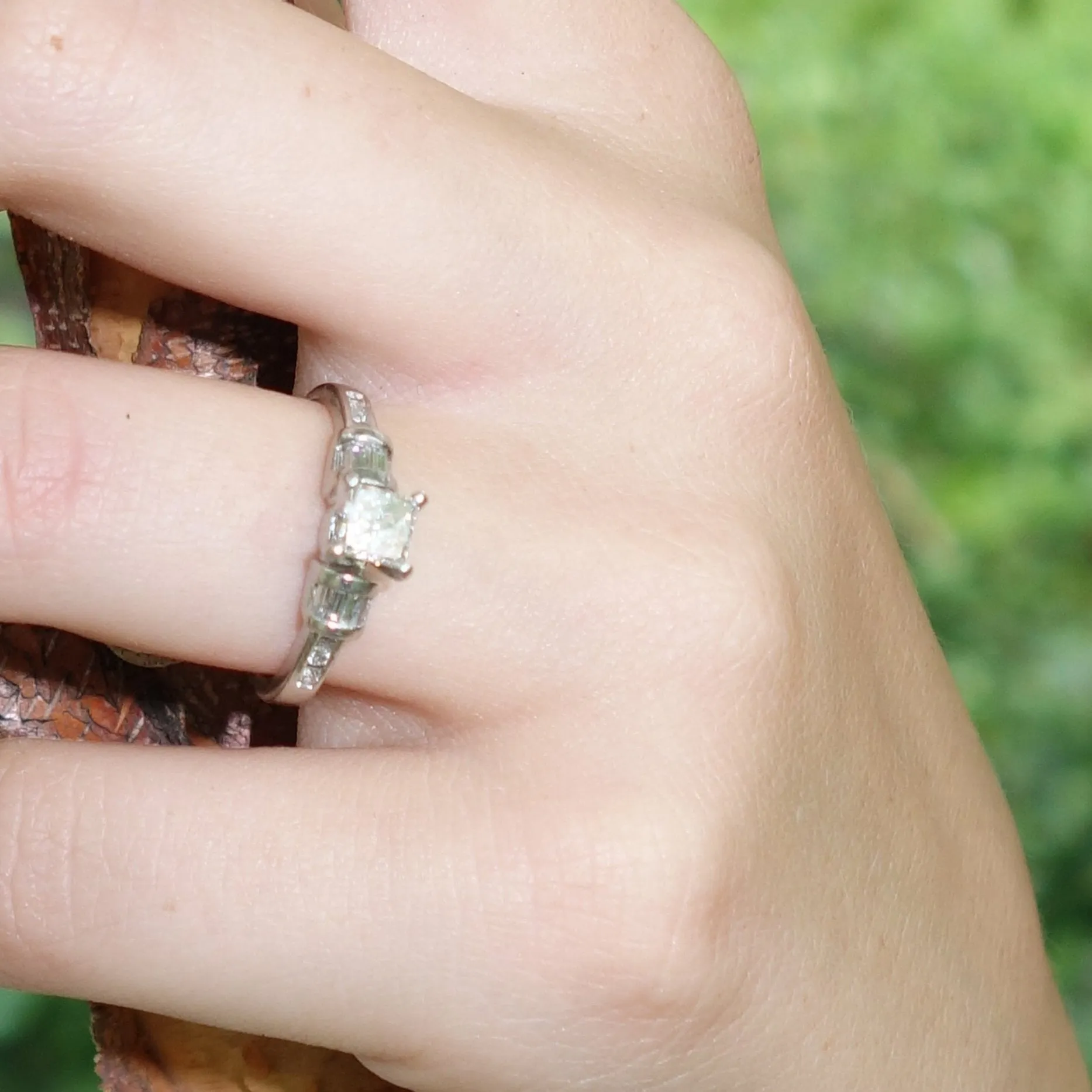1.39 ctw. Diamond and Platinum Art Deco Vintage Engagement Ring, Size 5.75