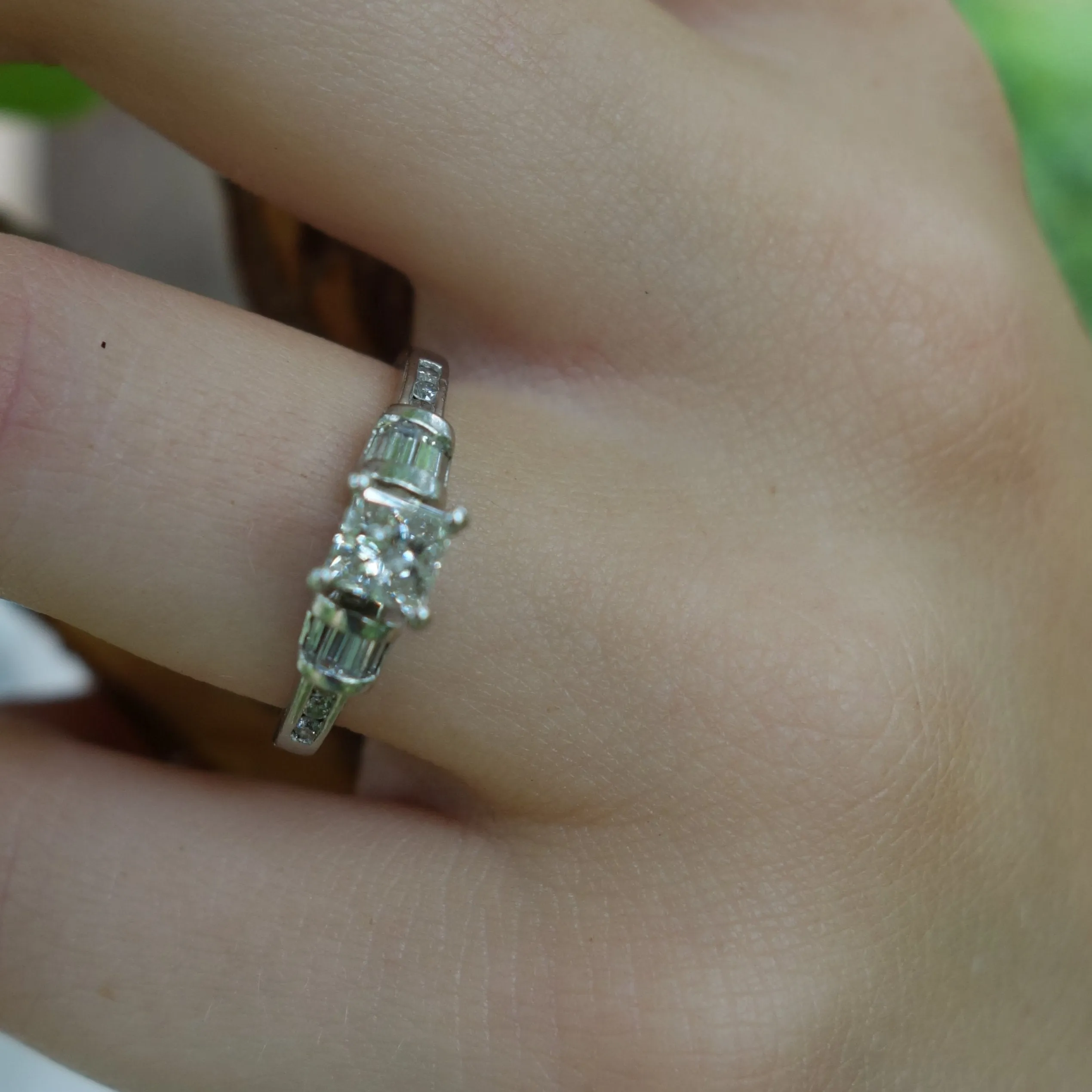 1.39 ctw. Diamond and Platinum Art Deco Vintage Engagement Ring, Size 5.75