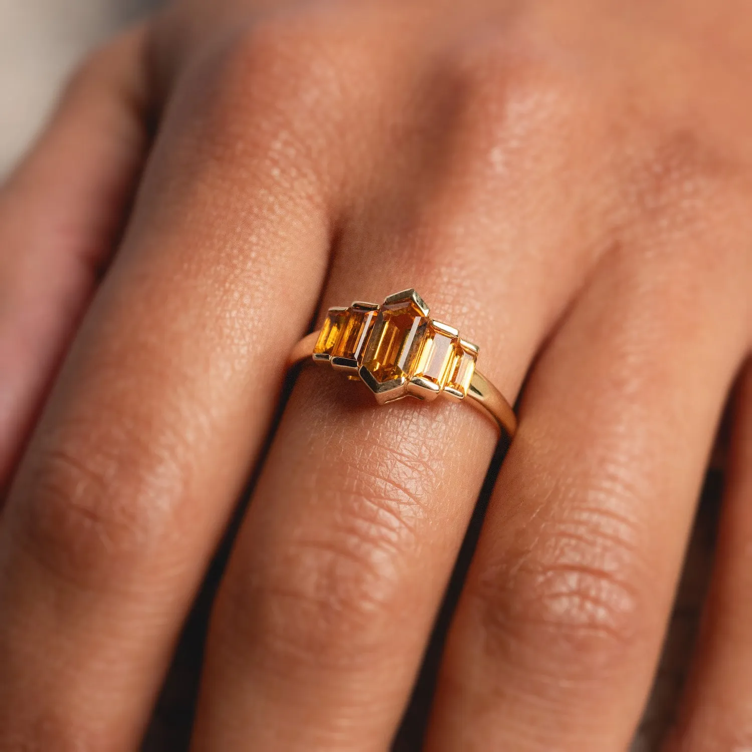 14k Graduated Citrine Deco Ring