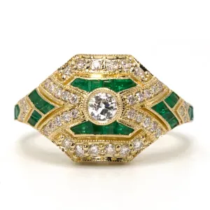 14K Yellow Gold 0.11 Carat European Cut Diamond and Emerald Accented Art Deco Style Ring