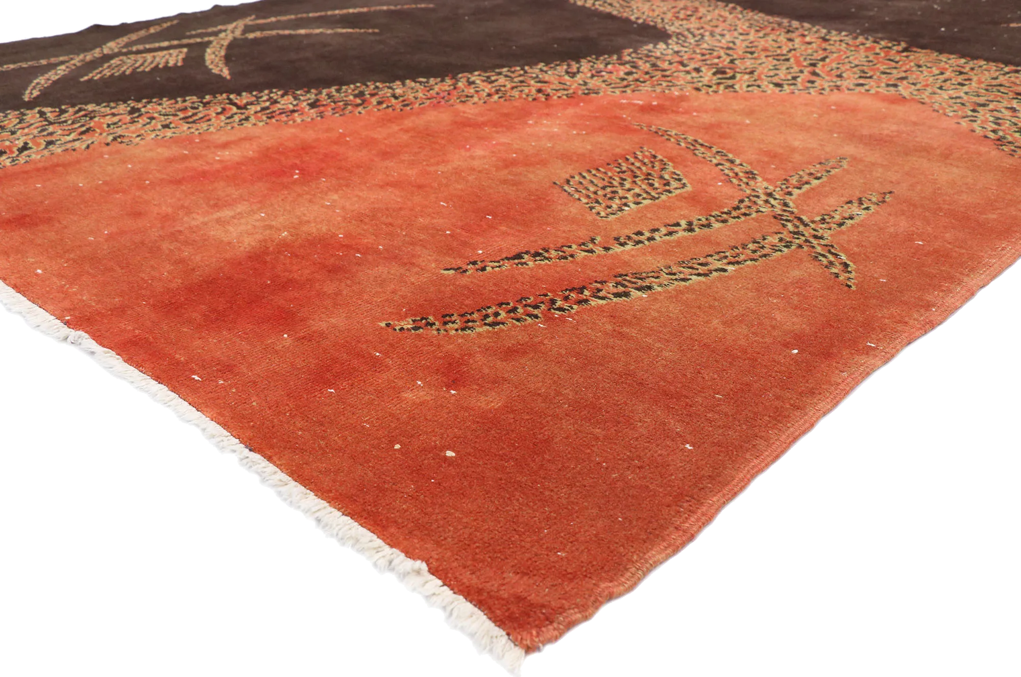 6’8” x 10’4” Vintage Sivas Rug