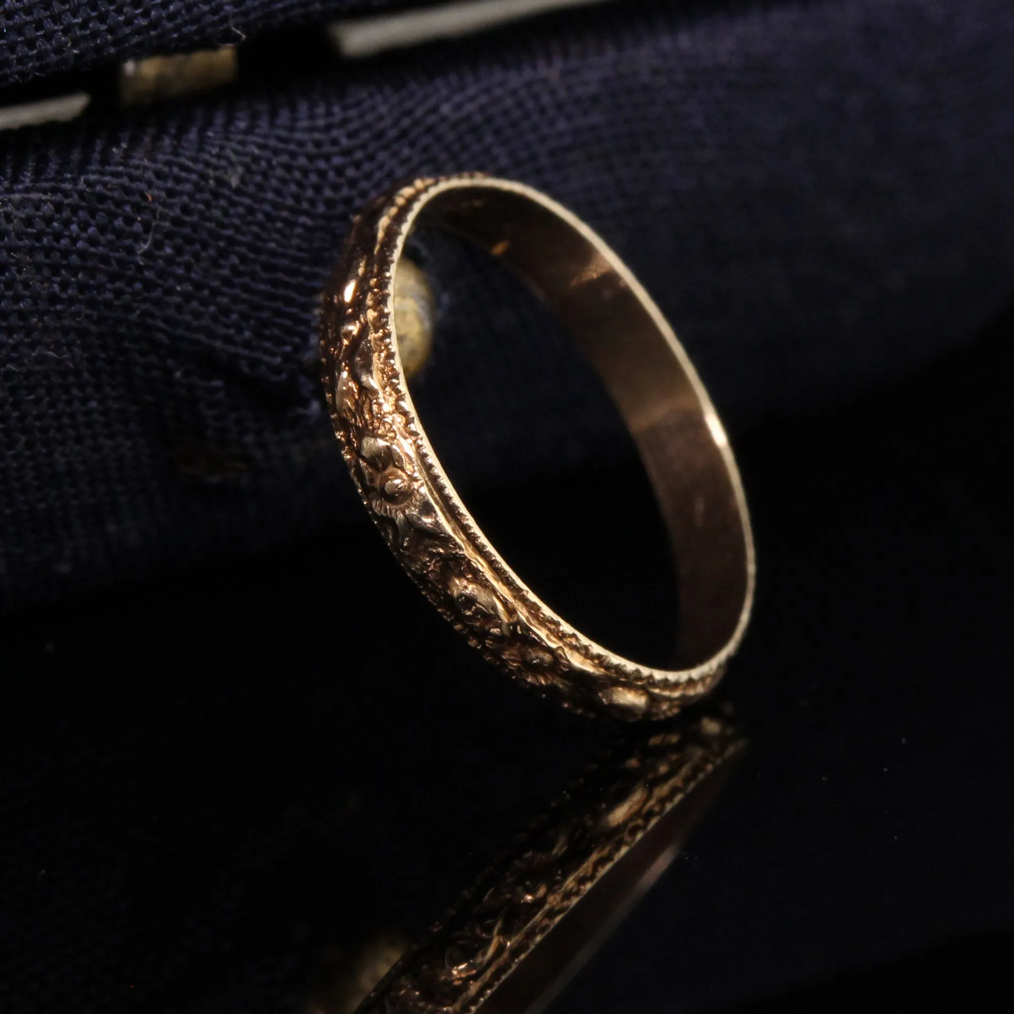 Antique Art Deco 10K Yellow Gold Engraved Baby / Midi Ring