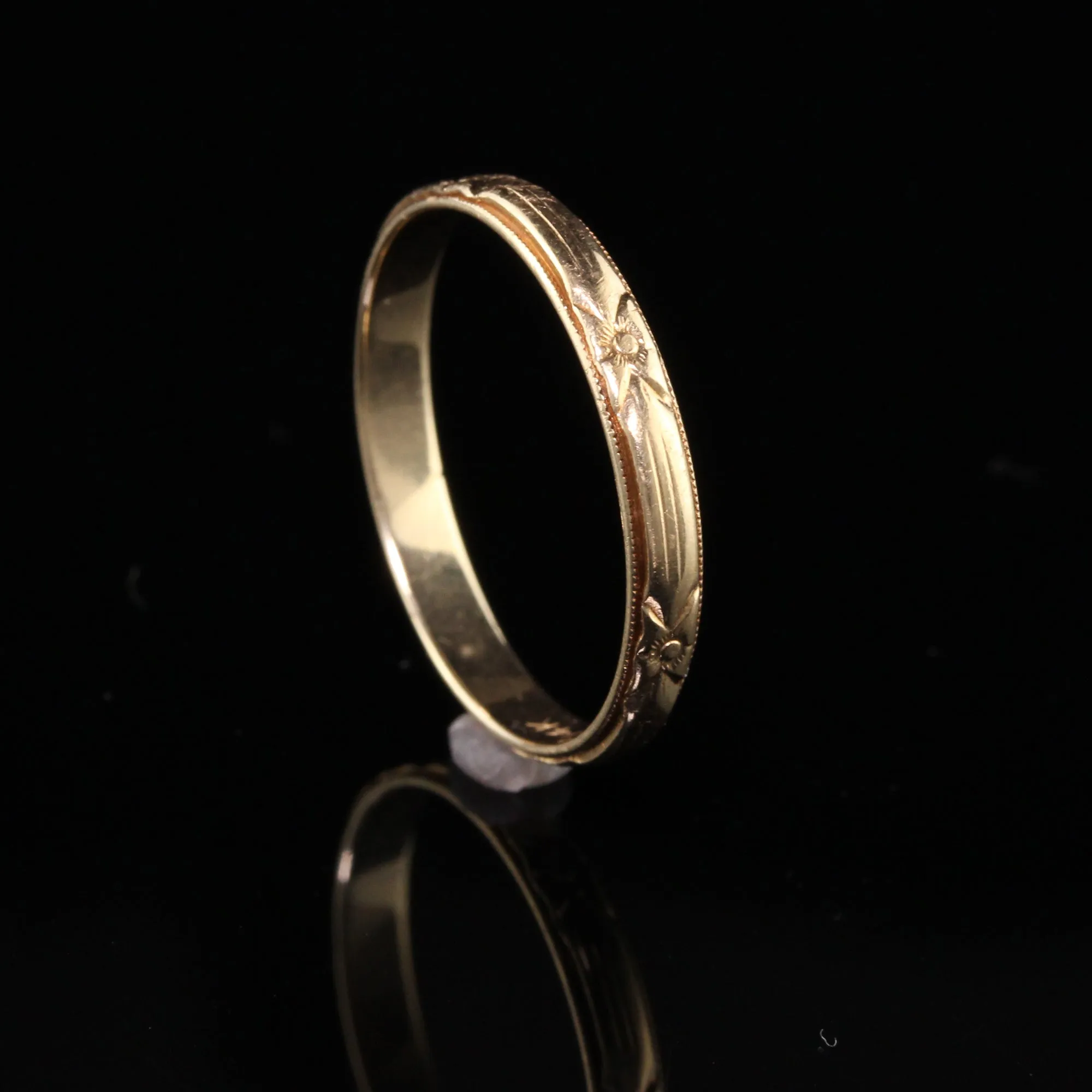 Antique Art Deco 14K Yellow Gold Engraved Wedding Band - Size 8 3/4