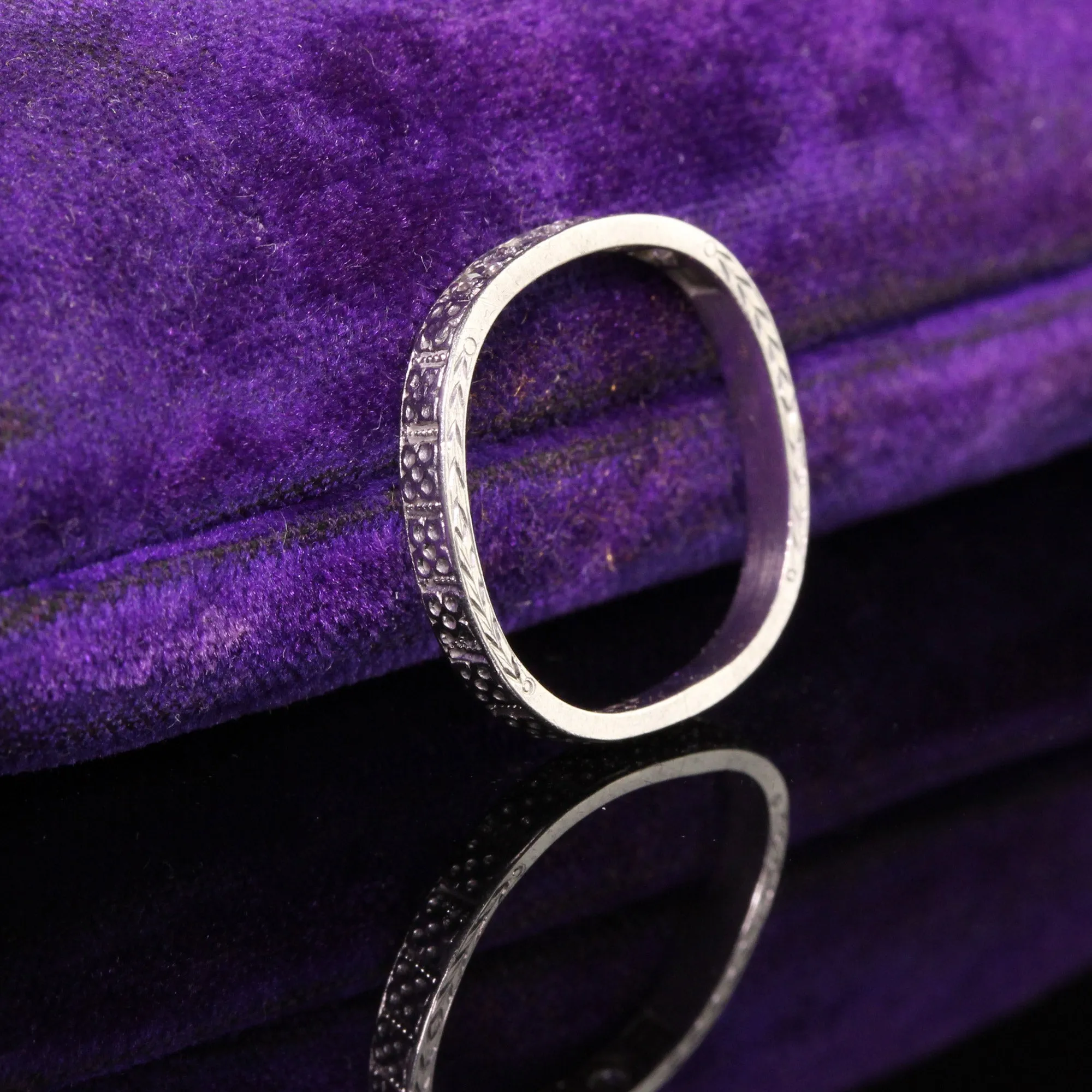 Antique Art Deco Platinum Five Diamond Engraved Wedding Band - Size 6 1/4