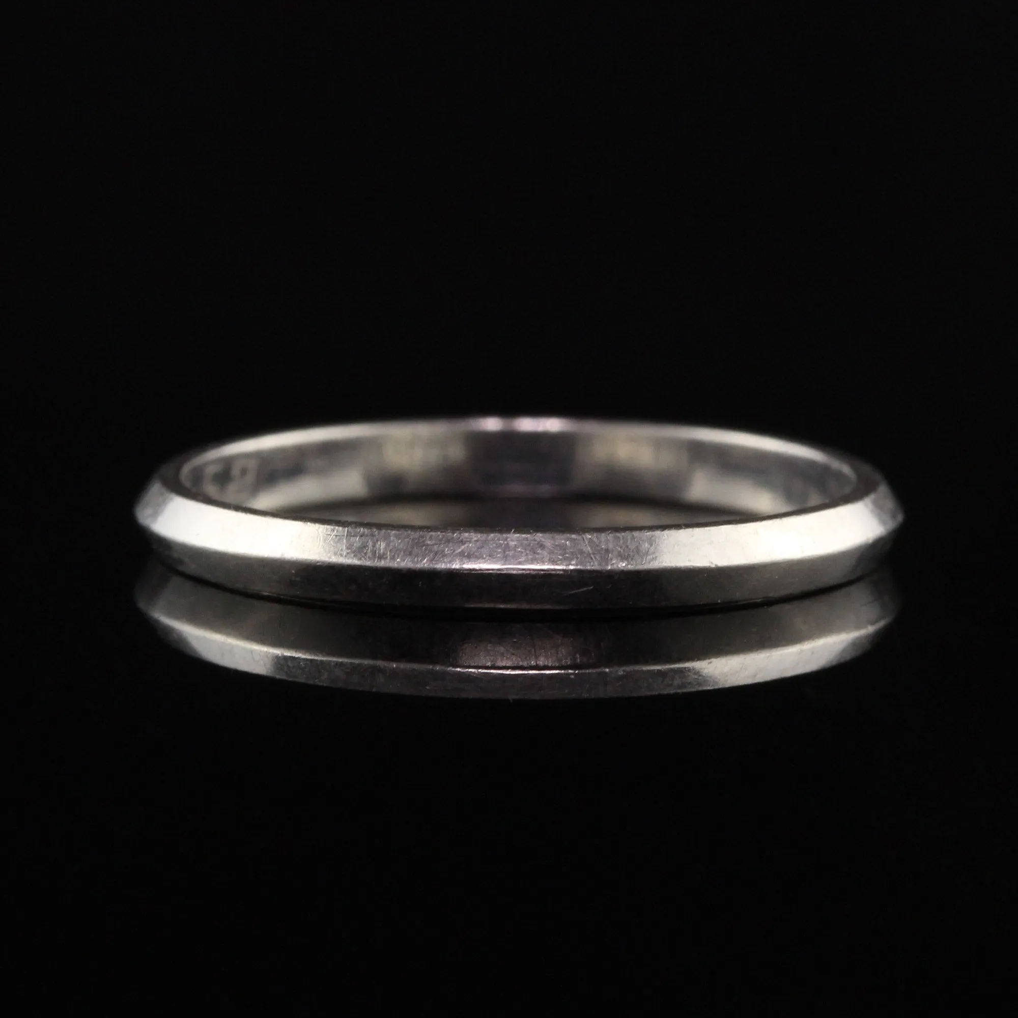 Antique Art Deco Platinum Knife Edge Wedding Band - Size 5 1/2