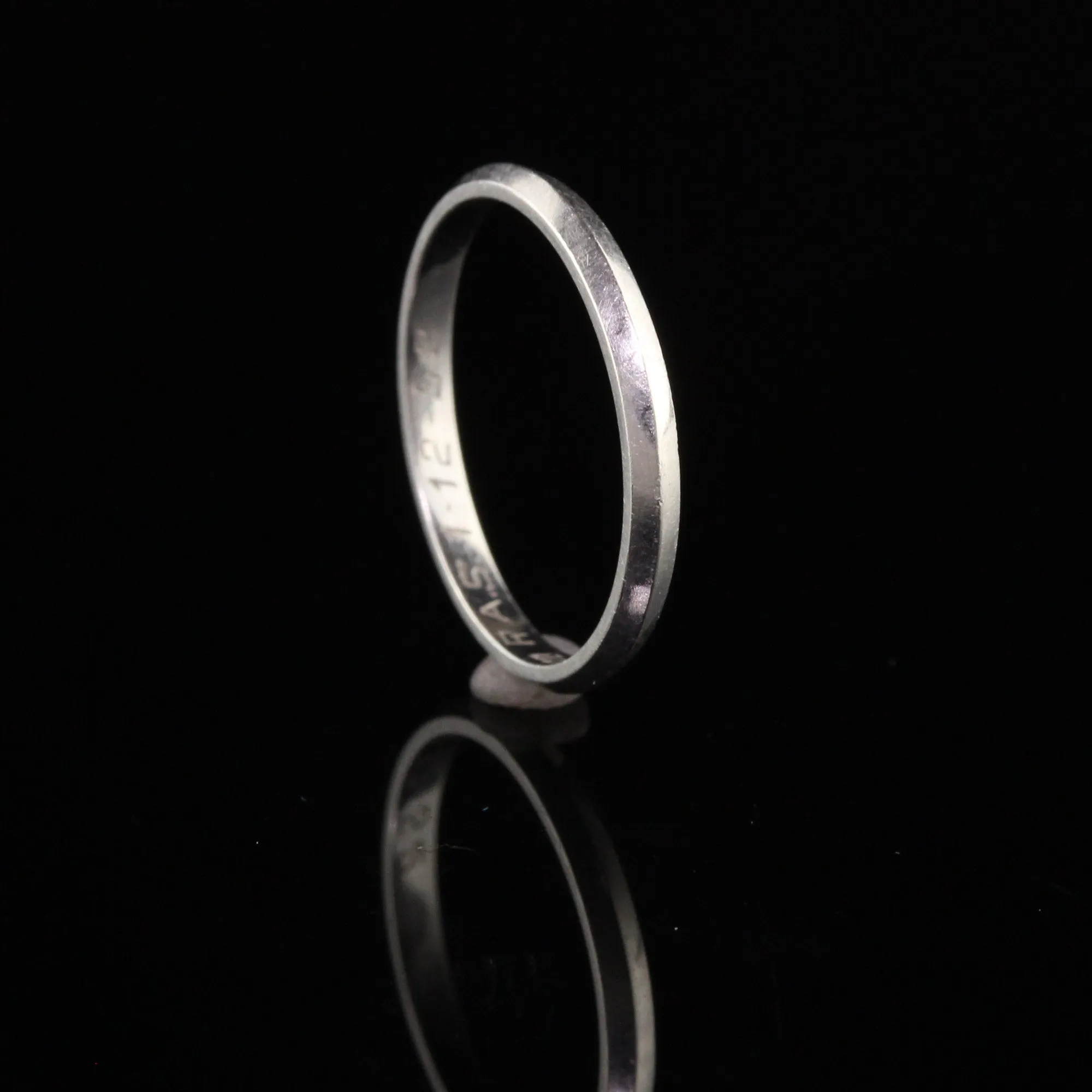 Antique Art Deco Platinum Knife Edge Wedding Band - Size 5 1/2