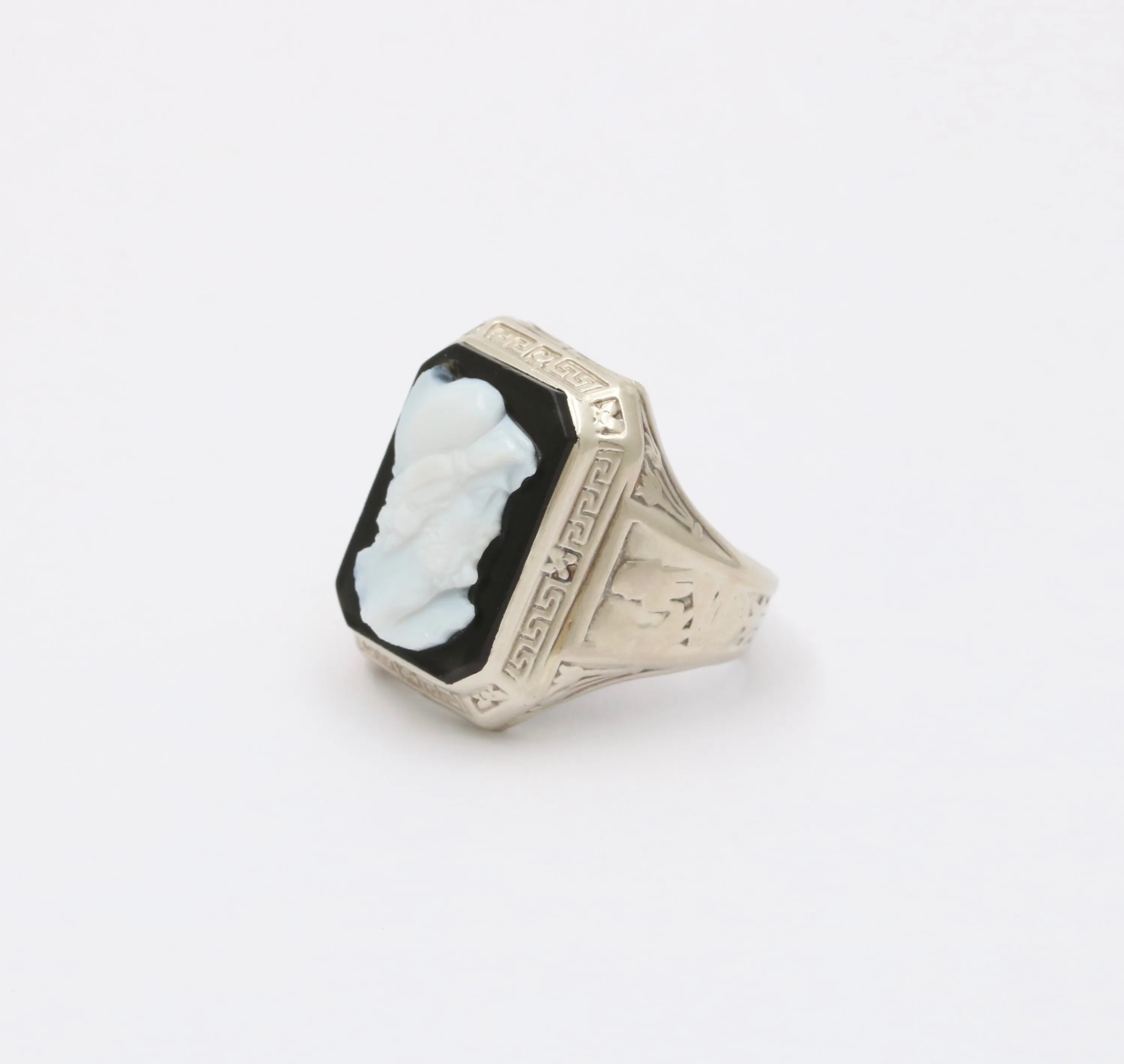 Art Deco 14K Gold Onyx Cameo Egyptian Revival Ring, Unisex