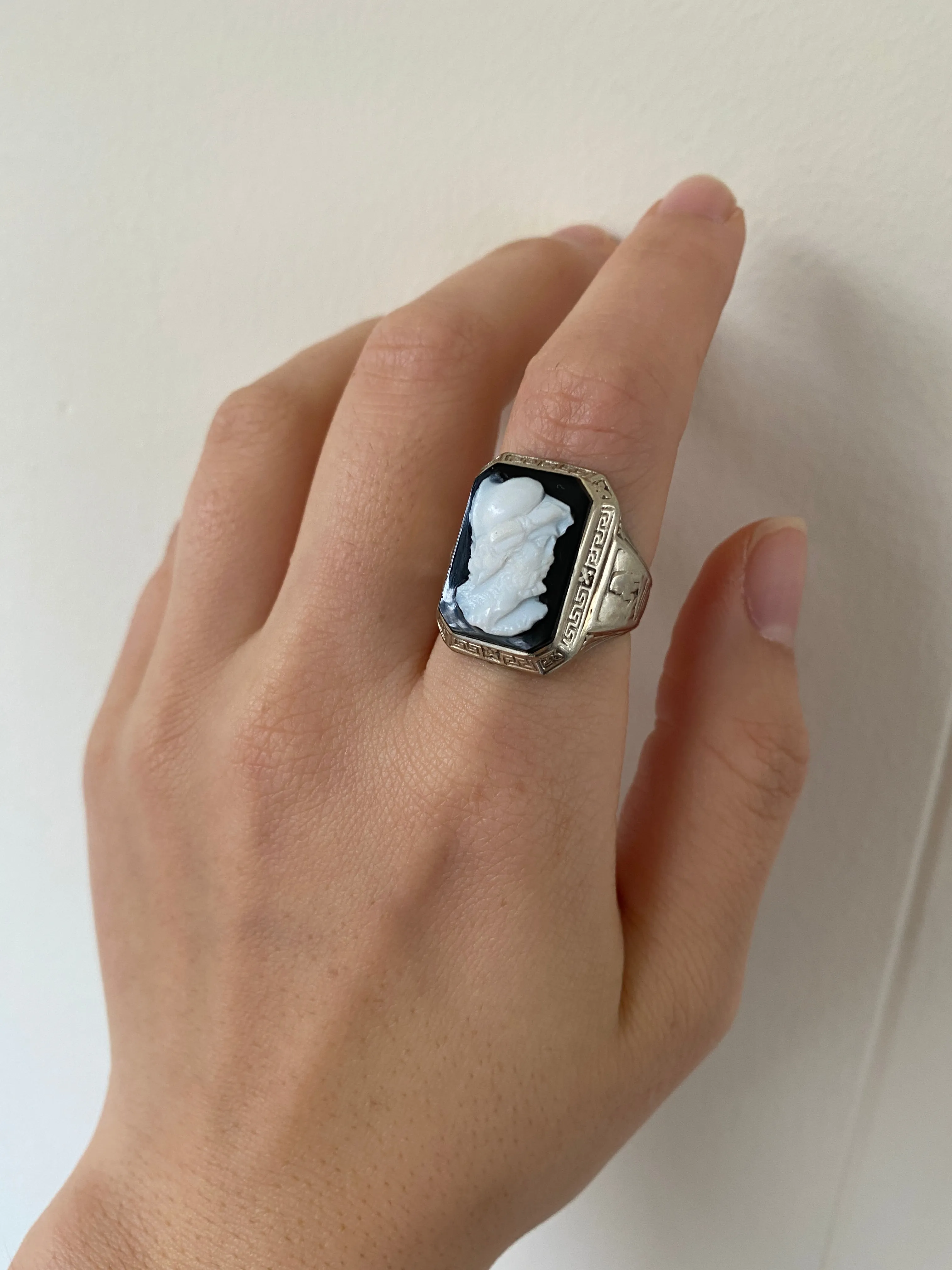 Art Deco 14K Gold Onyx Cameo Egyptian Revival Ring, Unisex
