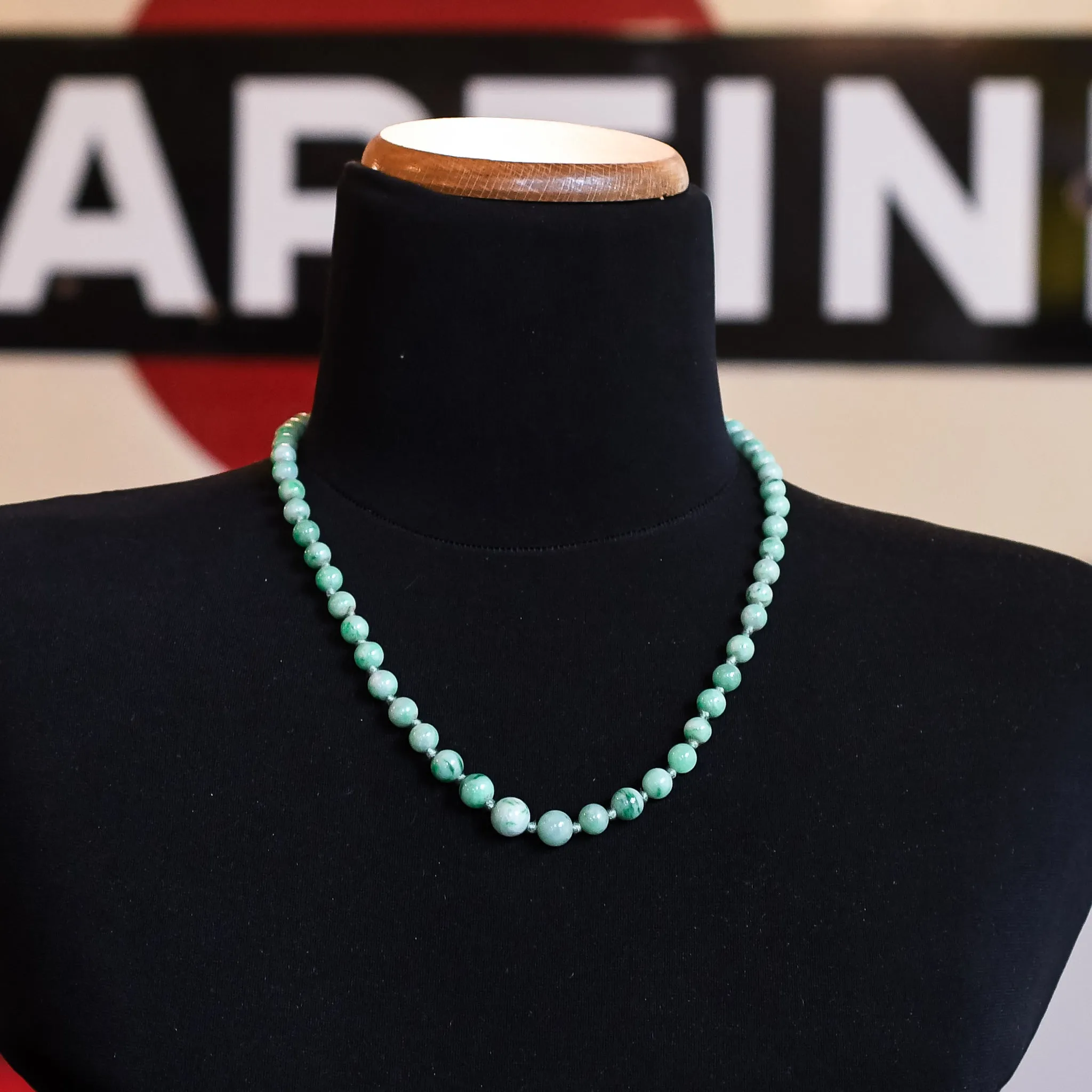 Art Deco Jade Bead Necklace