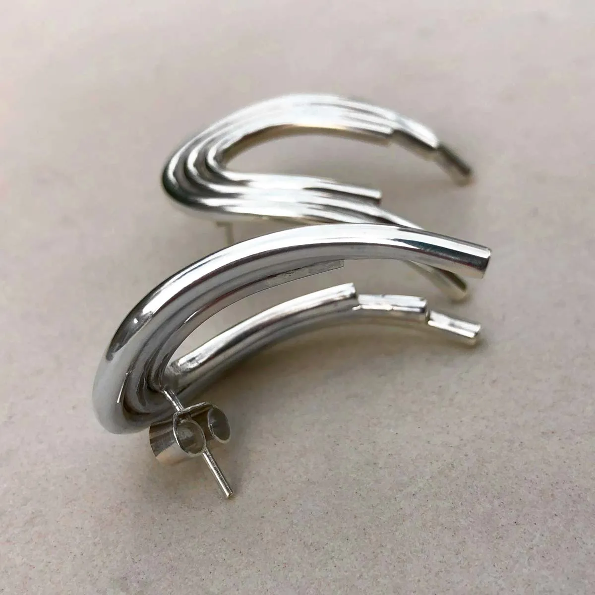 DECO GODDESS EARRINGS SILVER