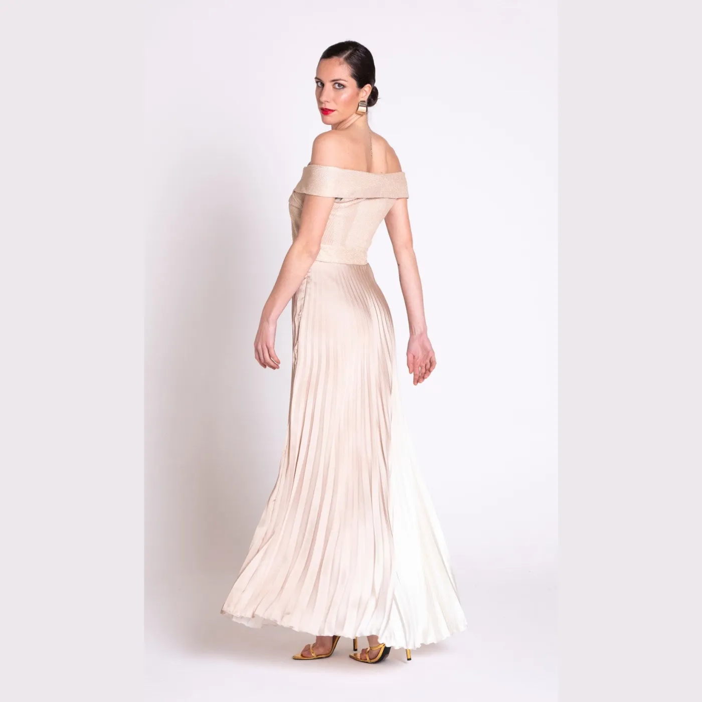 Edas Long Gold Pleated Skirt Dress