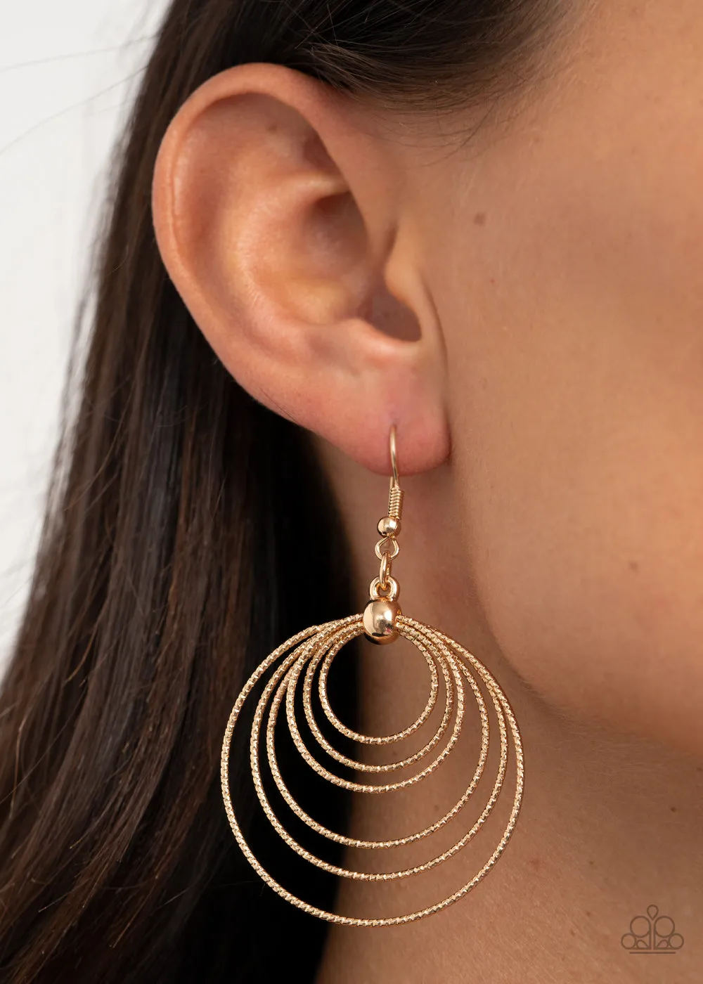 Elliptical Elegance - Paparazzi Accessories