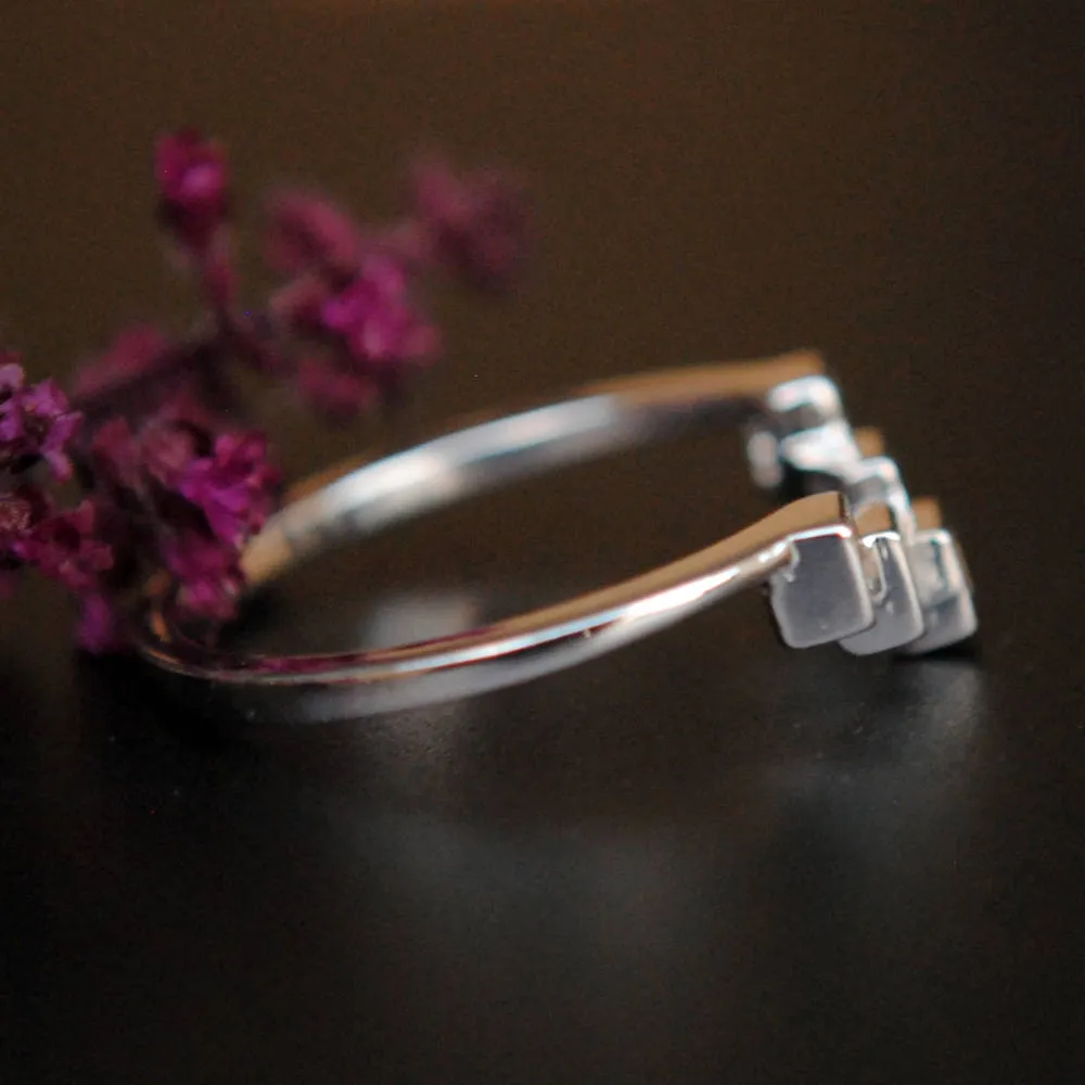 Geometric Princess Cut Diamond Band