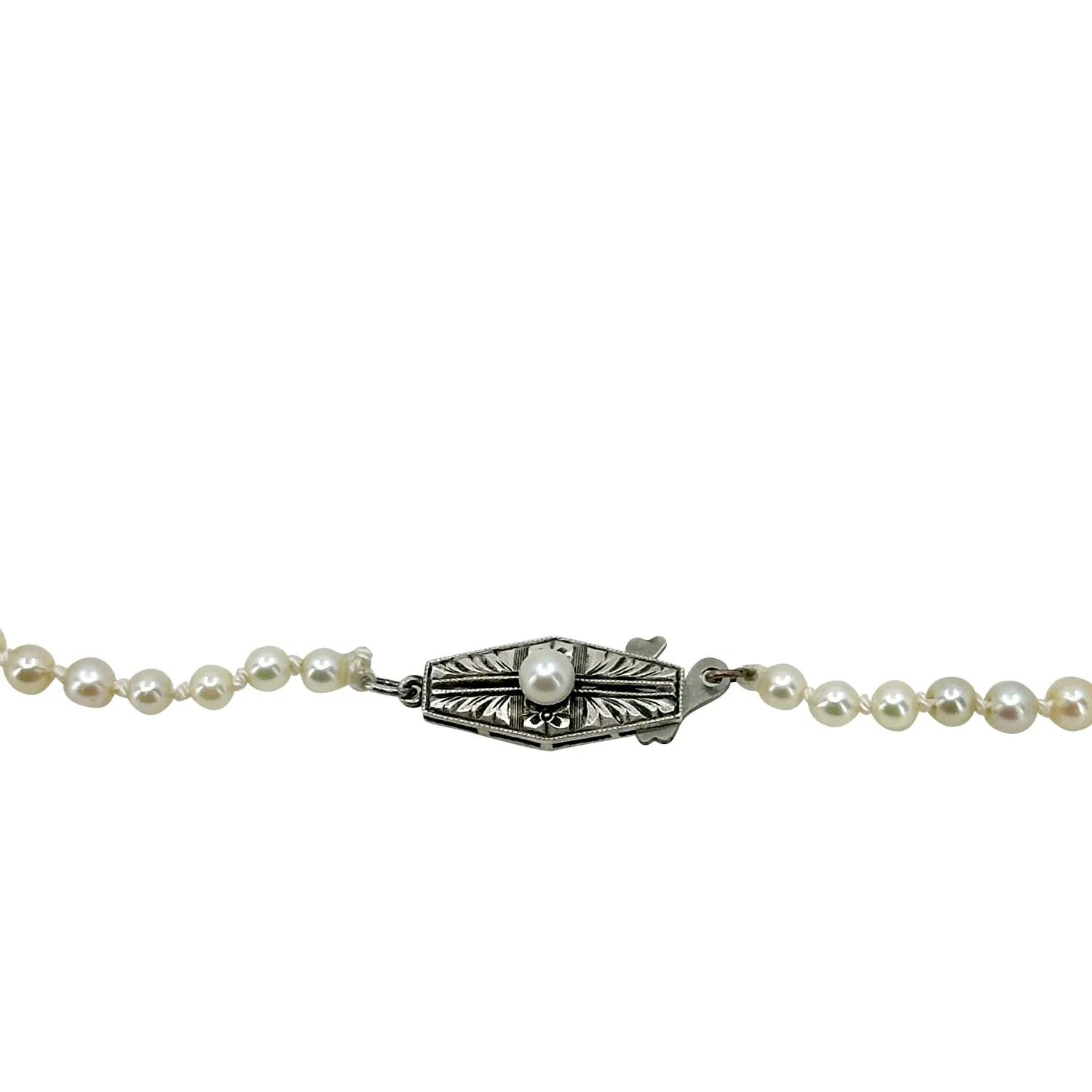 High Quality Art Deco Japanese Saltwater Cultured Akoya Pearl Graduated Necklace - Sterling Silver 21.25 Inch