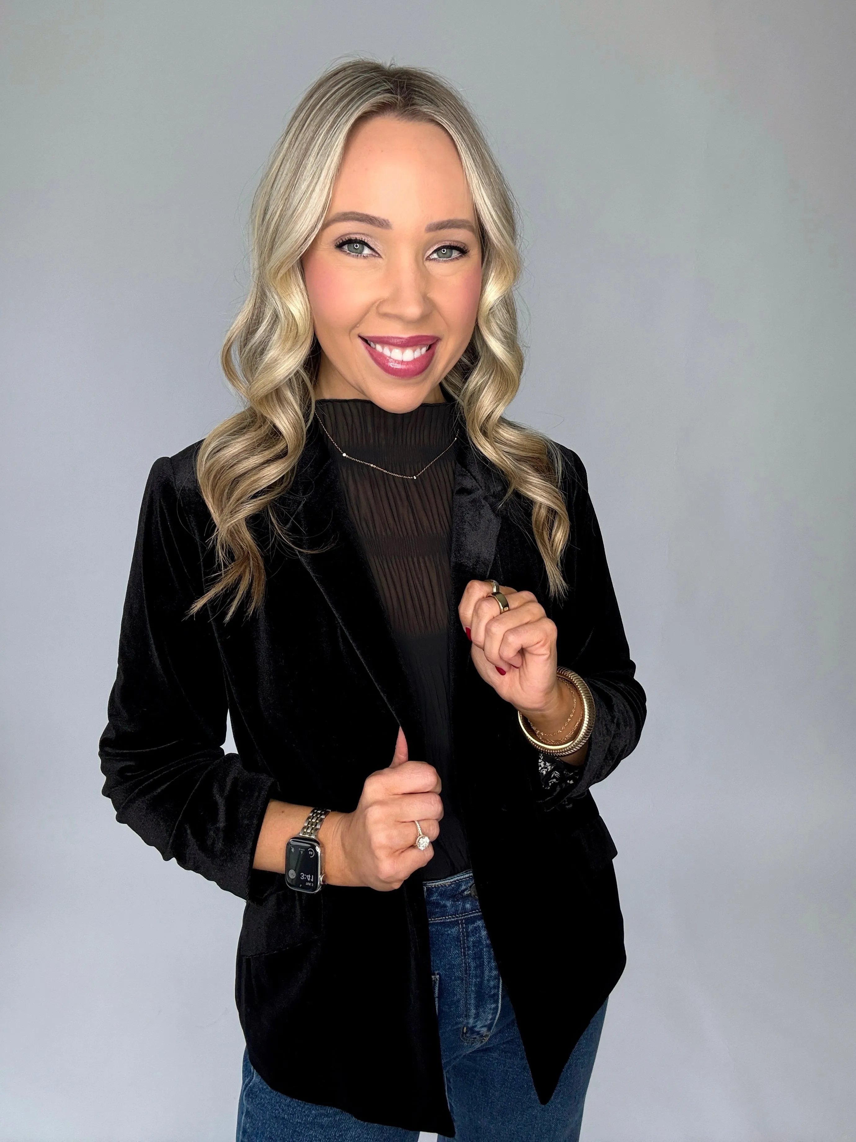 Invitation Only Velvet Blazer - Black