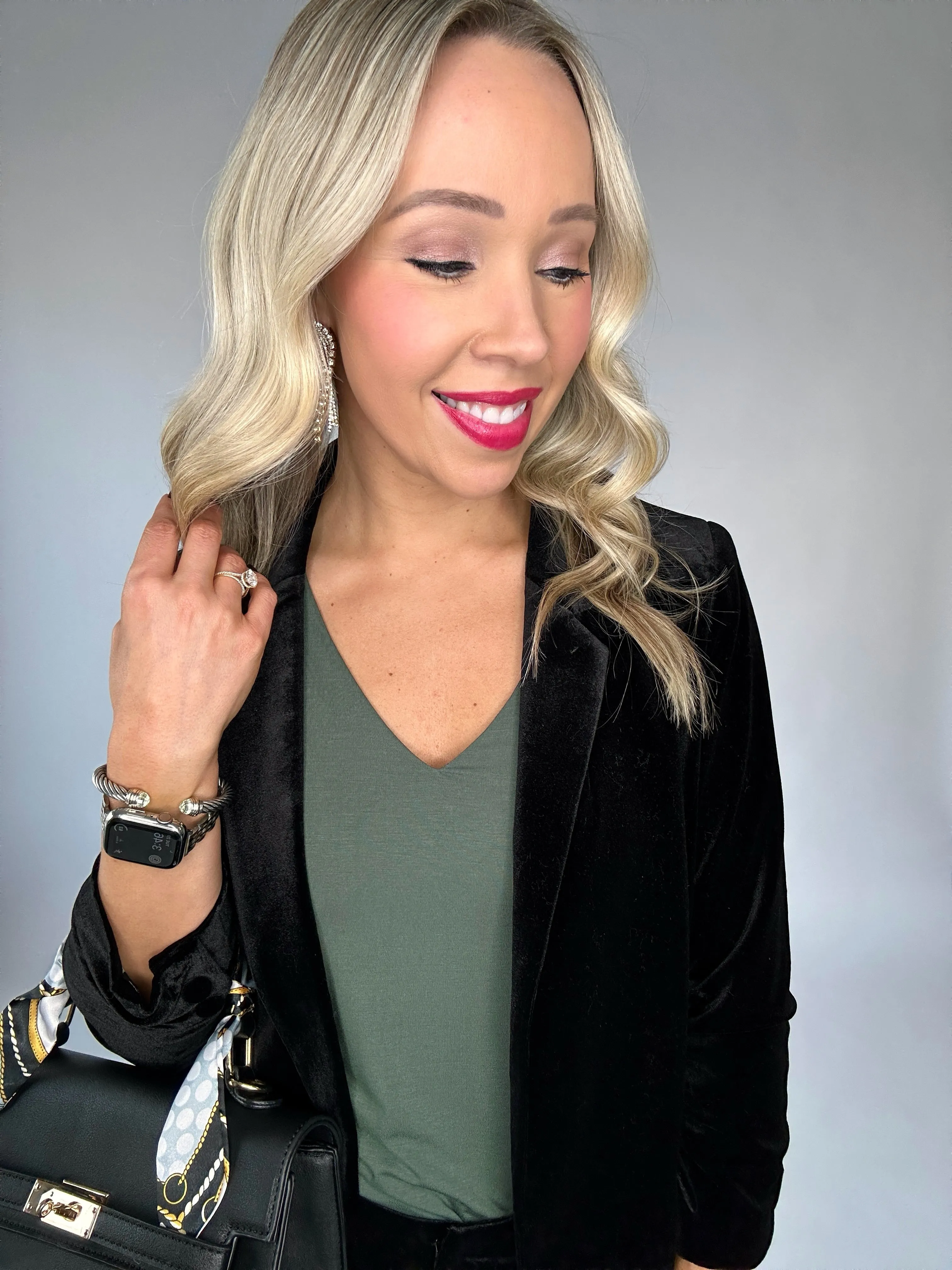 Invitation Only Velvet Blazer - Black