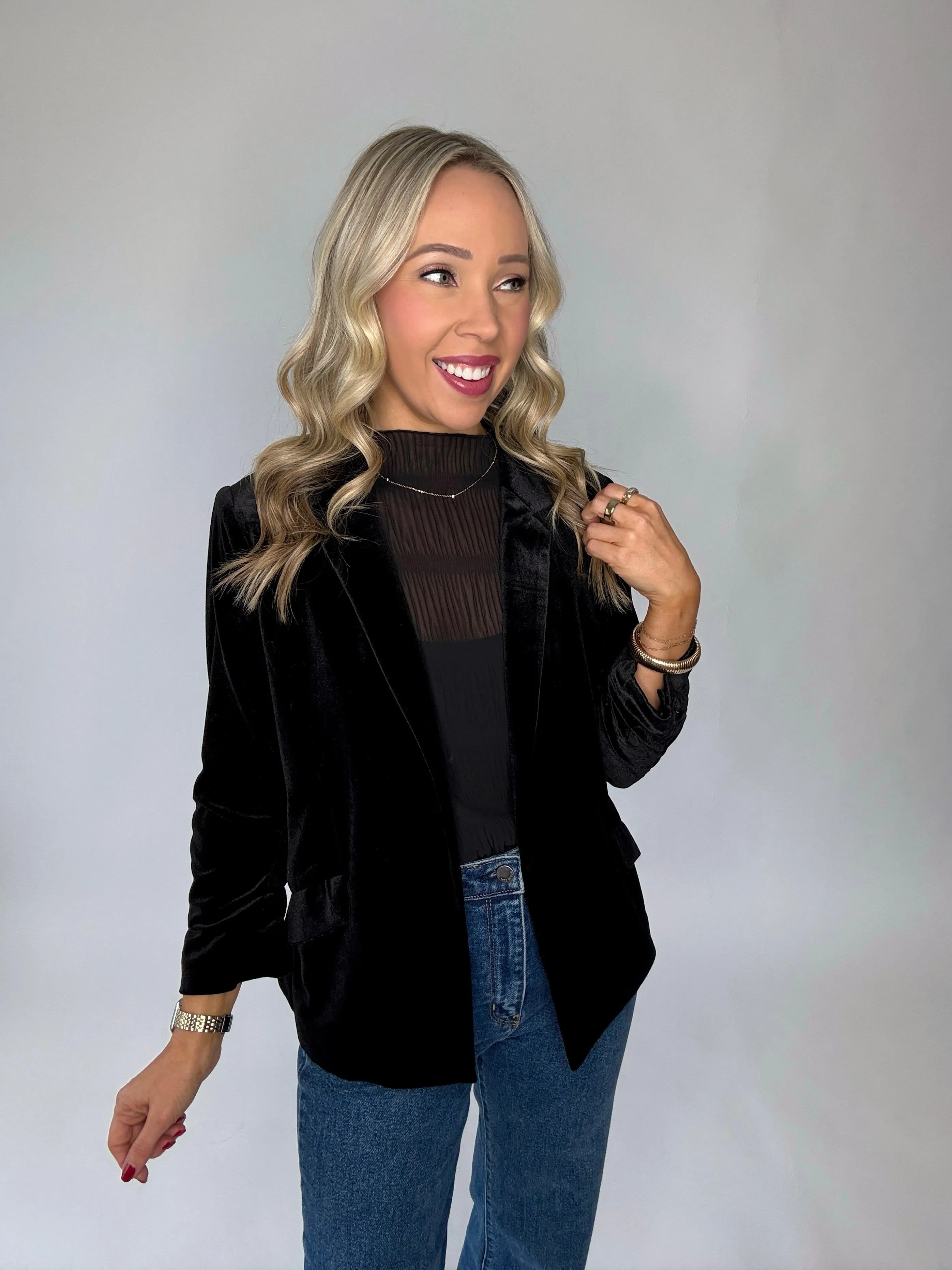 Invitation Only Velvet Blazer - Black