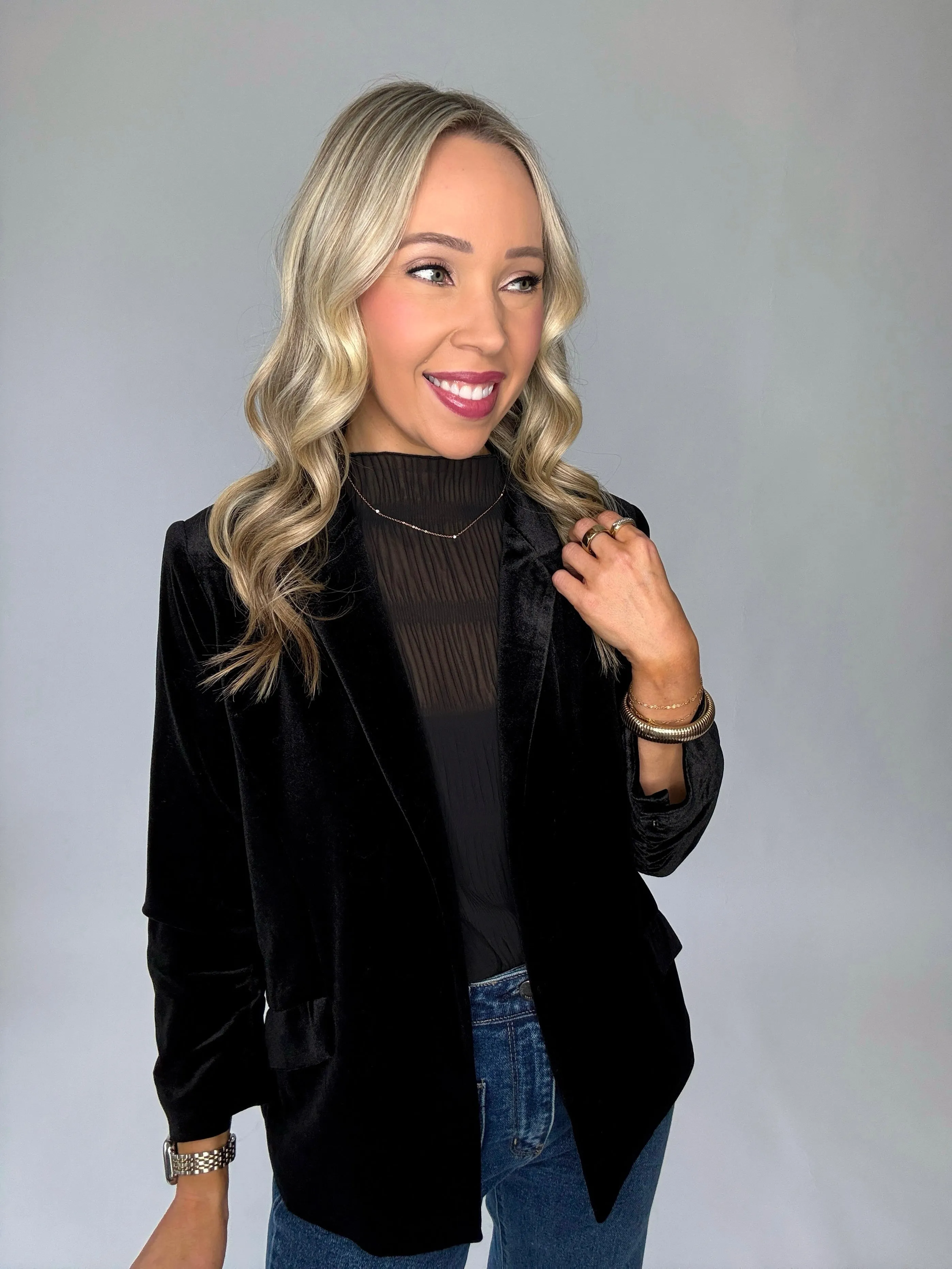 Invitation Only Velvet Blazer - Black