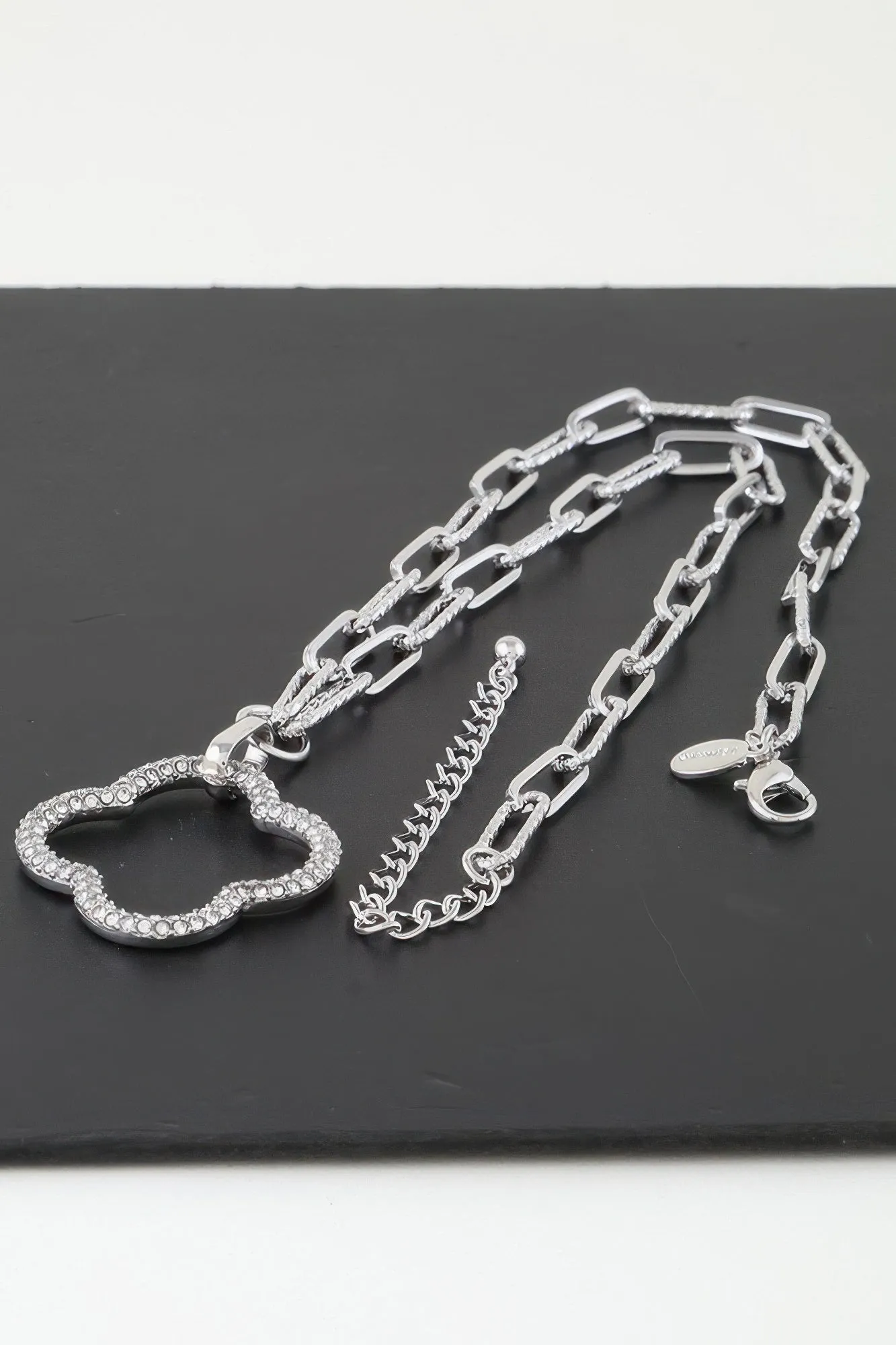 Jeweled Open Clover Chain Necklace