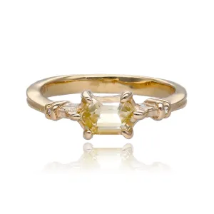 Lemon Yellow Sapphire Gatsby Ring in Gold