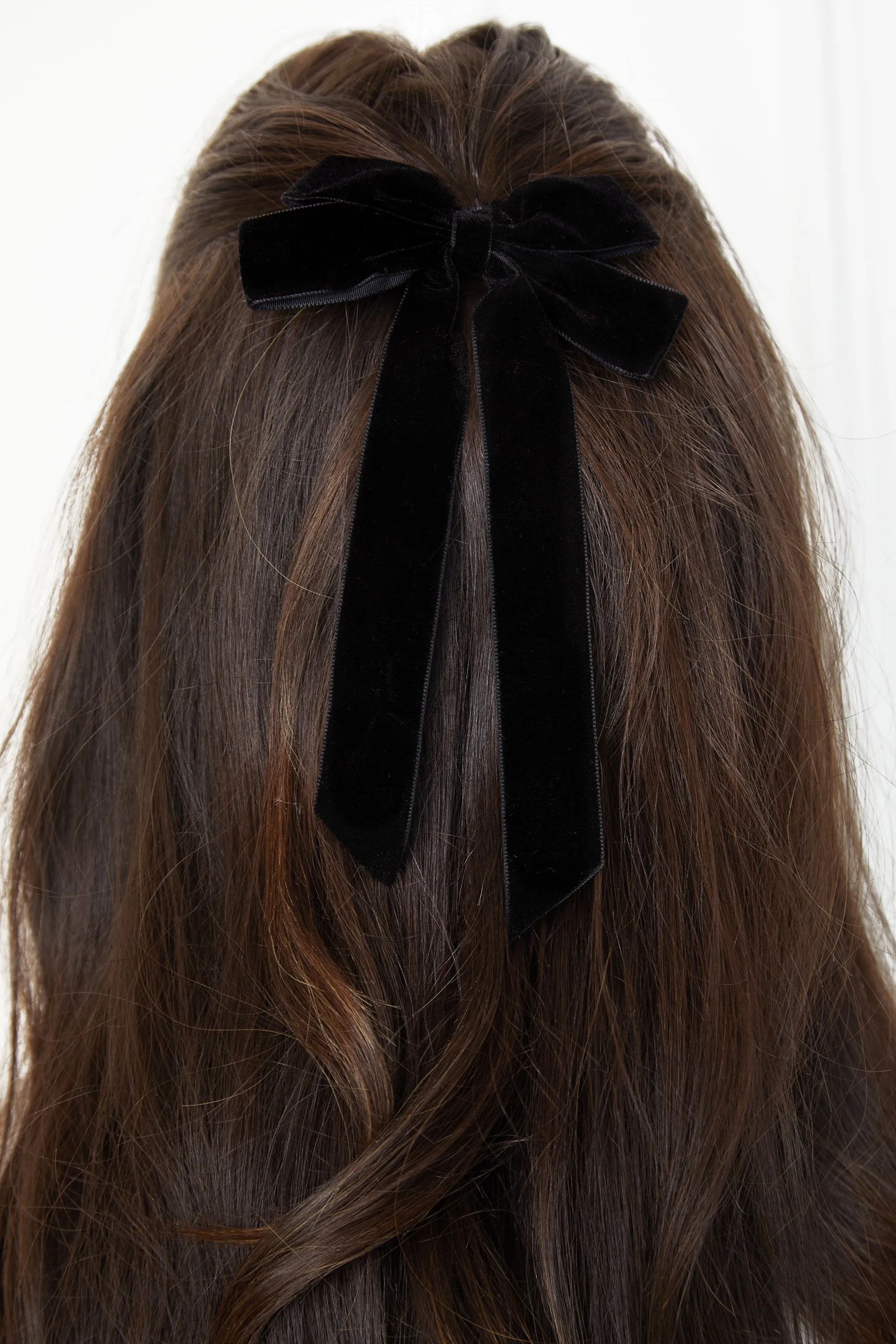 Lillian Black Velvet Ribbon Hair Clip