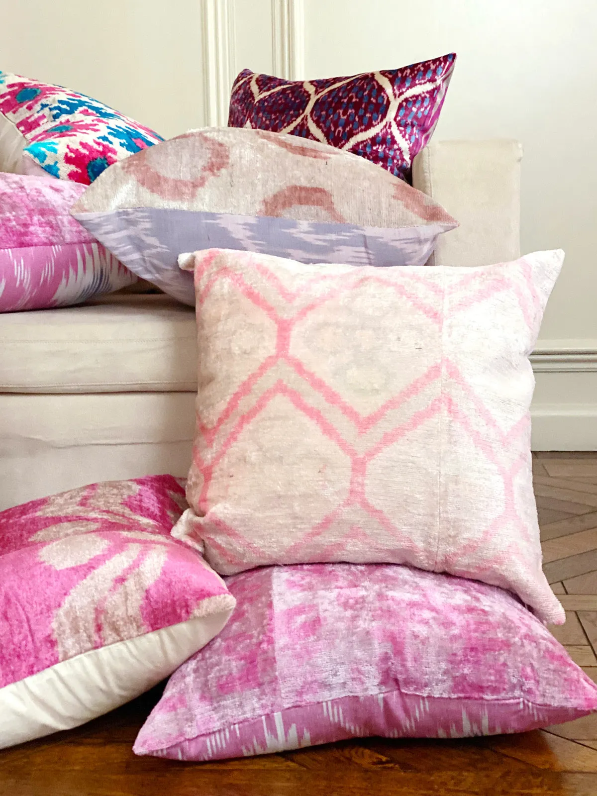 Luxe Jeweled Quatrefoil Pillow Cover