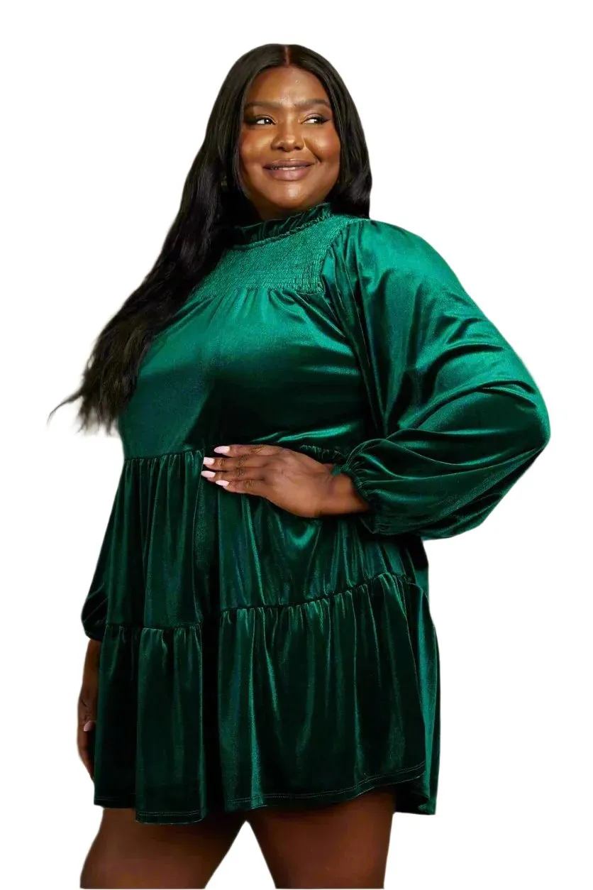 Plus Size 1XL Green Velvet Tiered Mini Dress