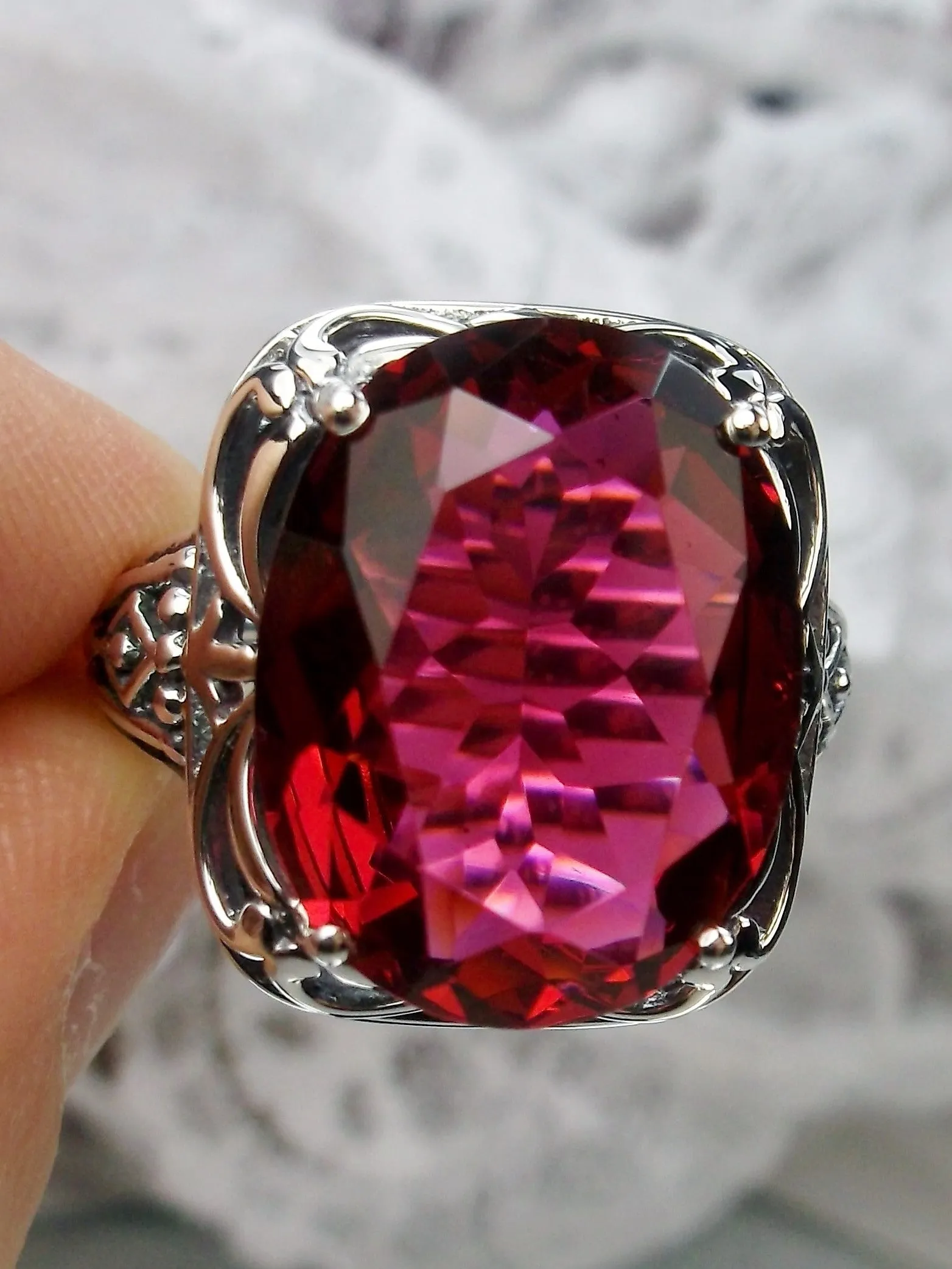 Red Ruby Ring, Oval Gemstone, Retro Swirl Filigree, Art Deco Vintage Jewelry, D119