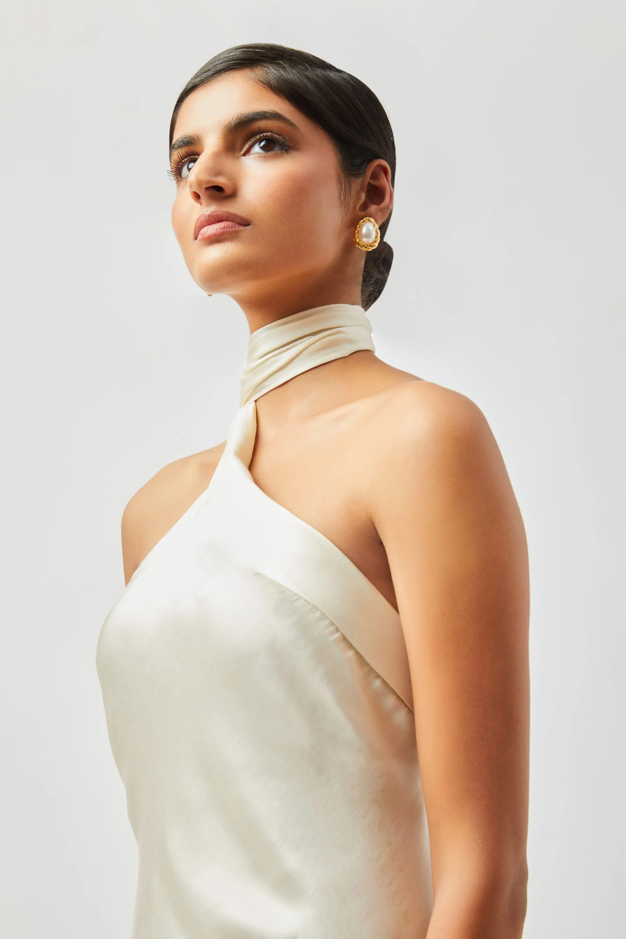 Sacré Gown