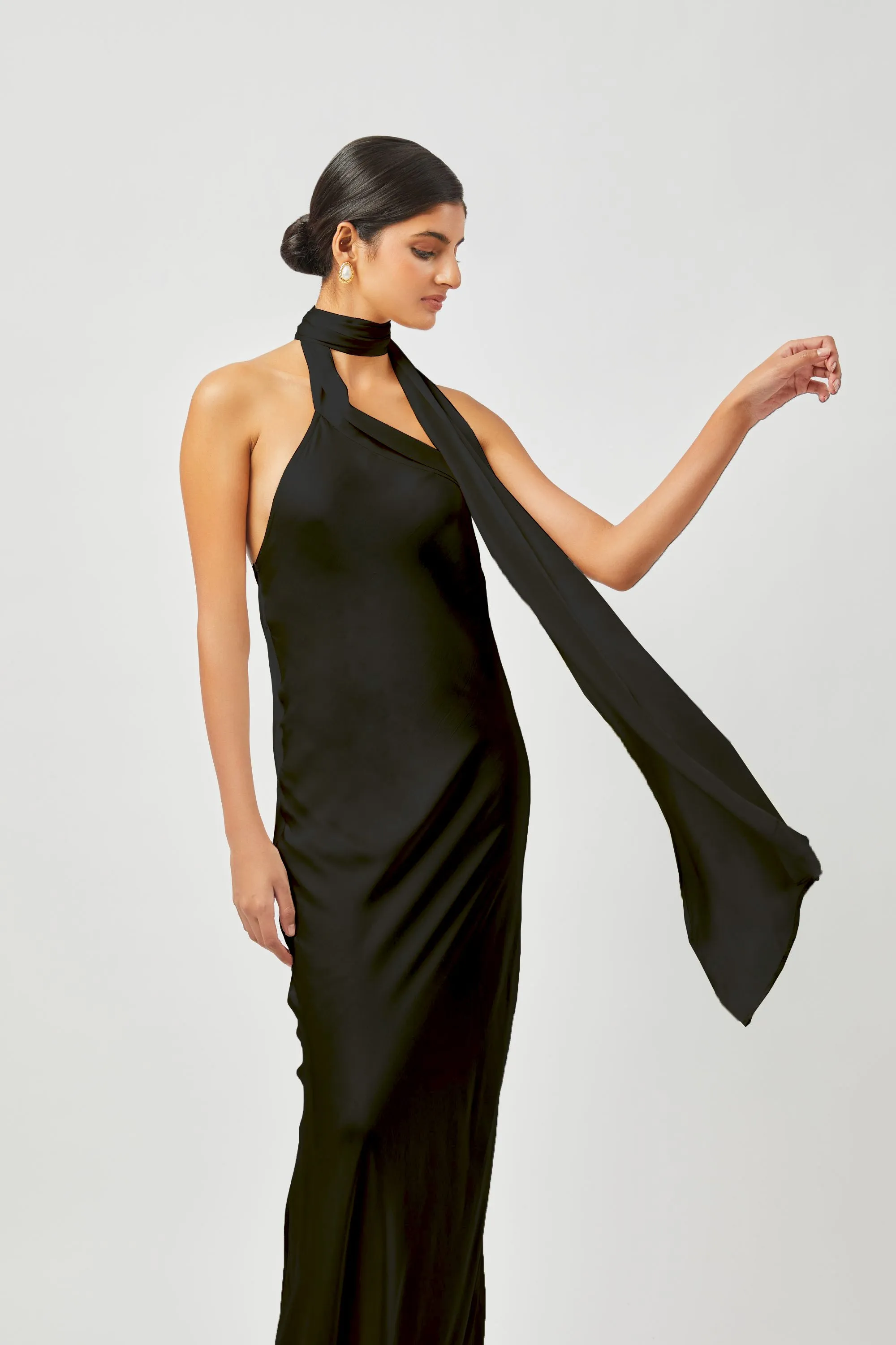 Sacré Gown