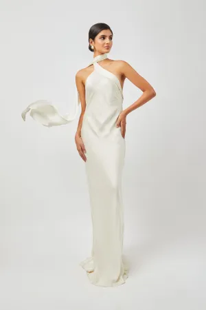 Sacré Gown