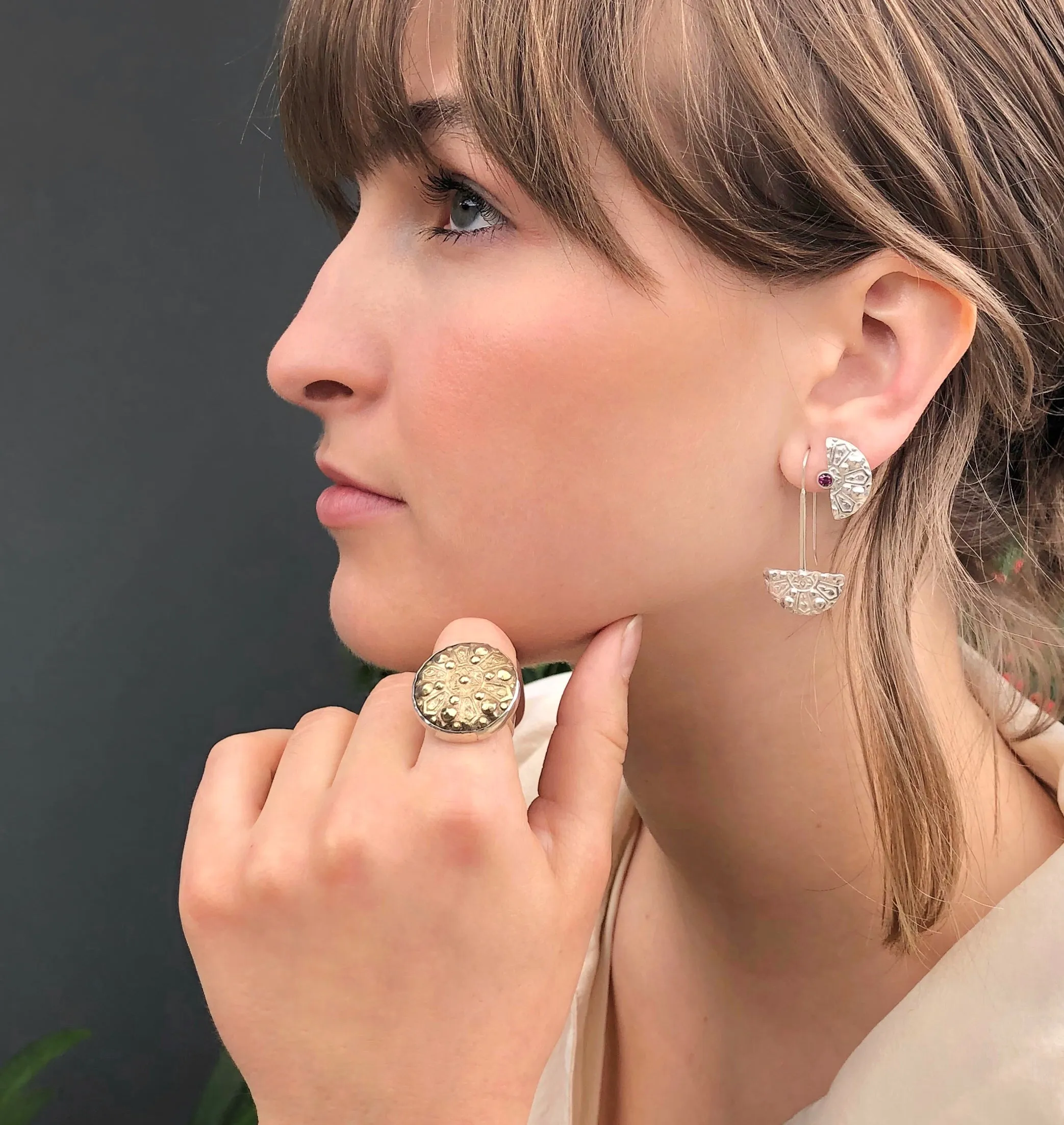 Sarah earrings in Ice blue