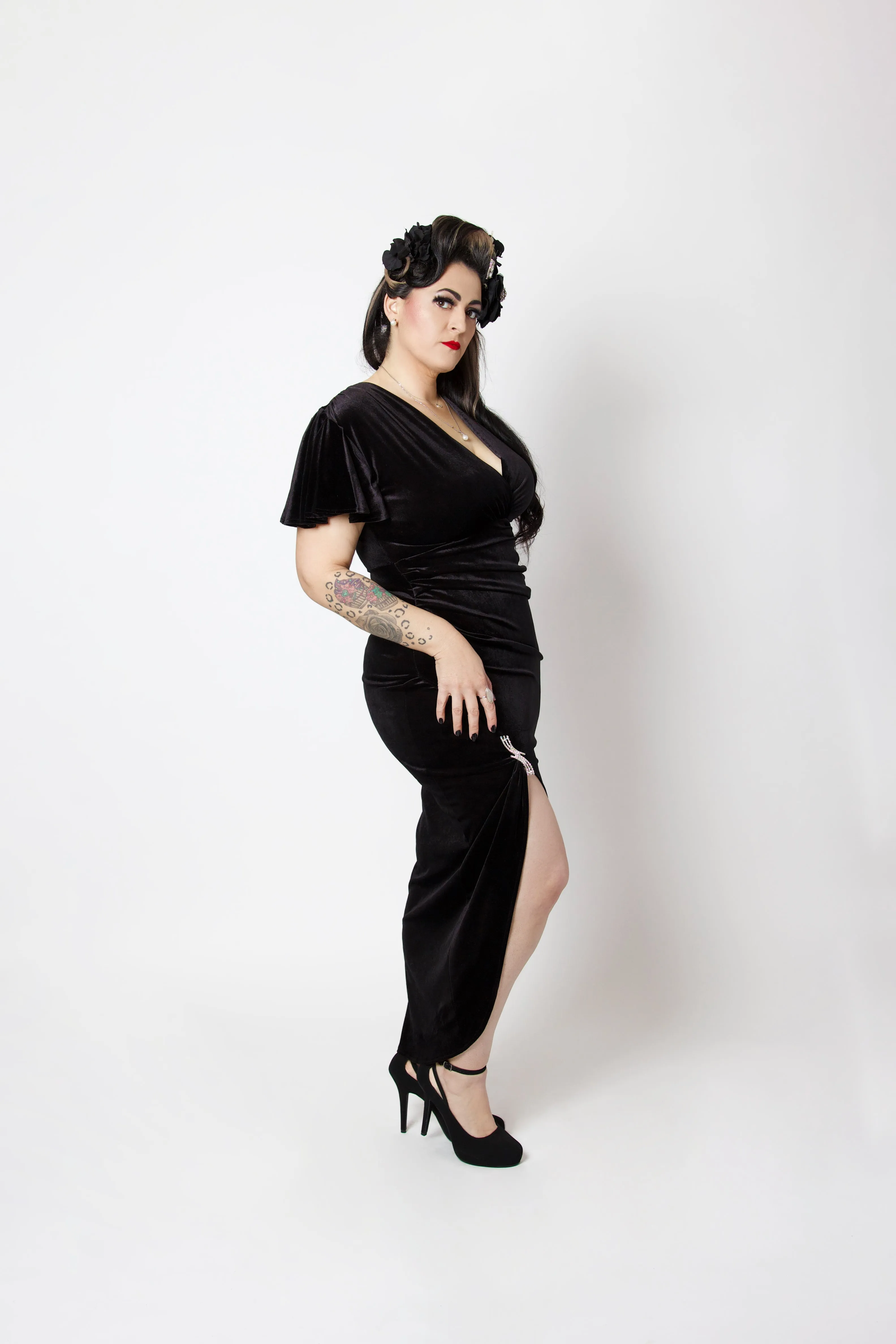 Veronica Velvet Black