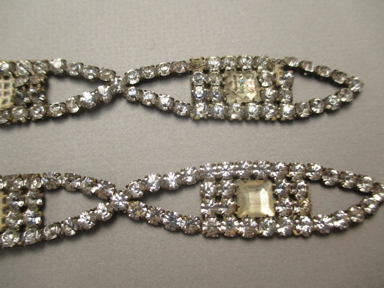 Vinage 1920s Rhinestone appliqué set of 2