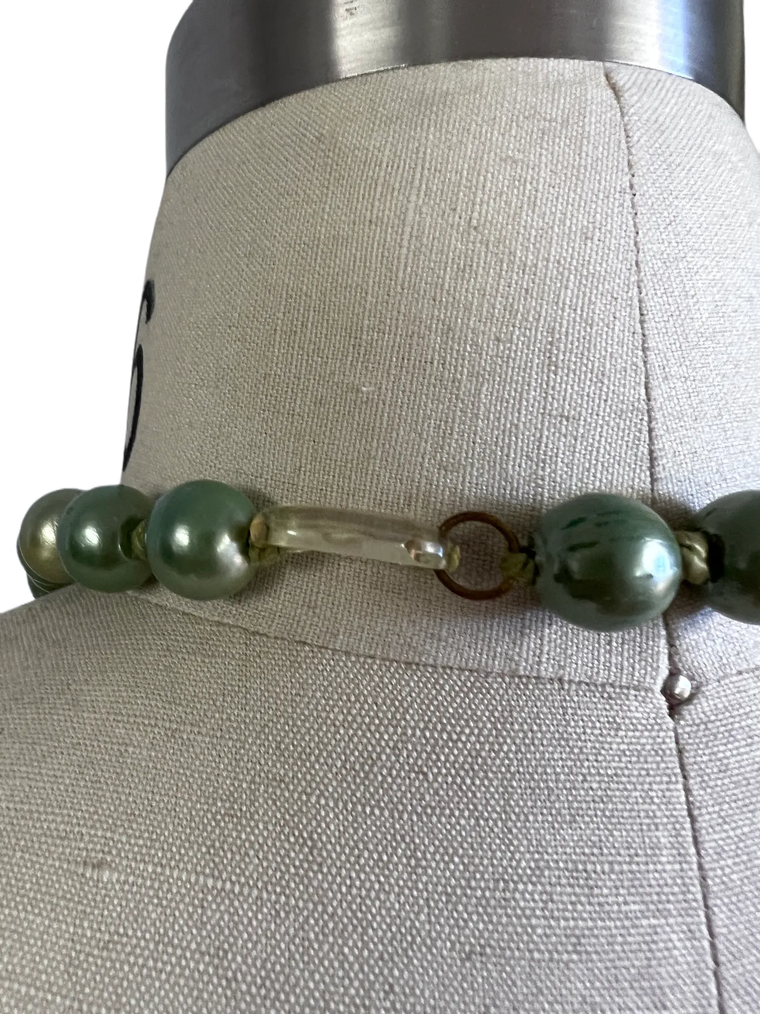 Vintage Necklace Green Composition Beads Graduated 1940s 29"