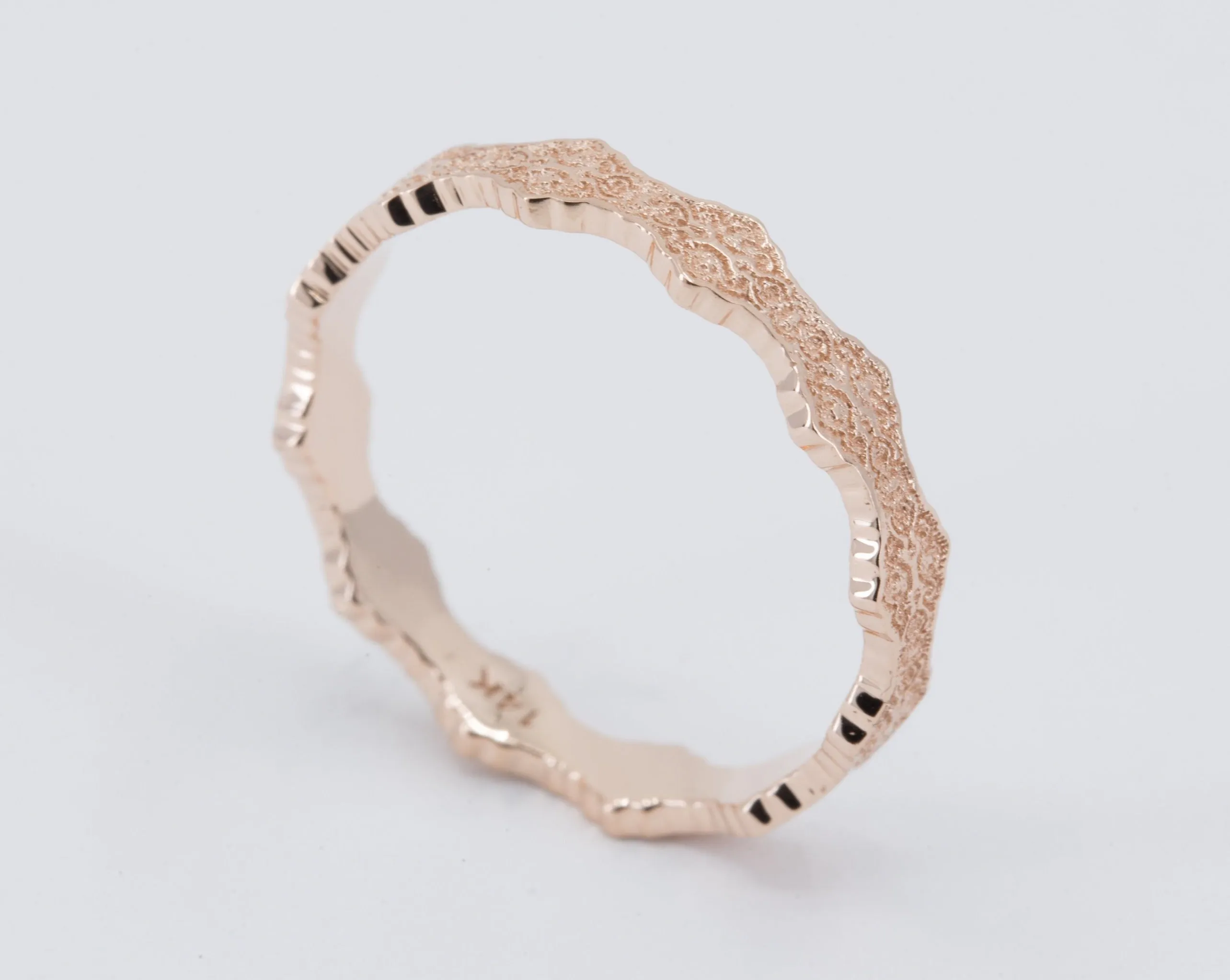 Zora Lace Wedding Ring - Size 8.5